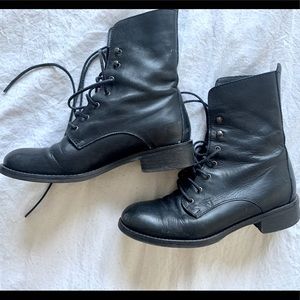 Madewell lace up boots